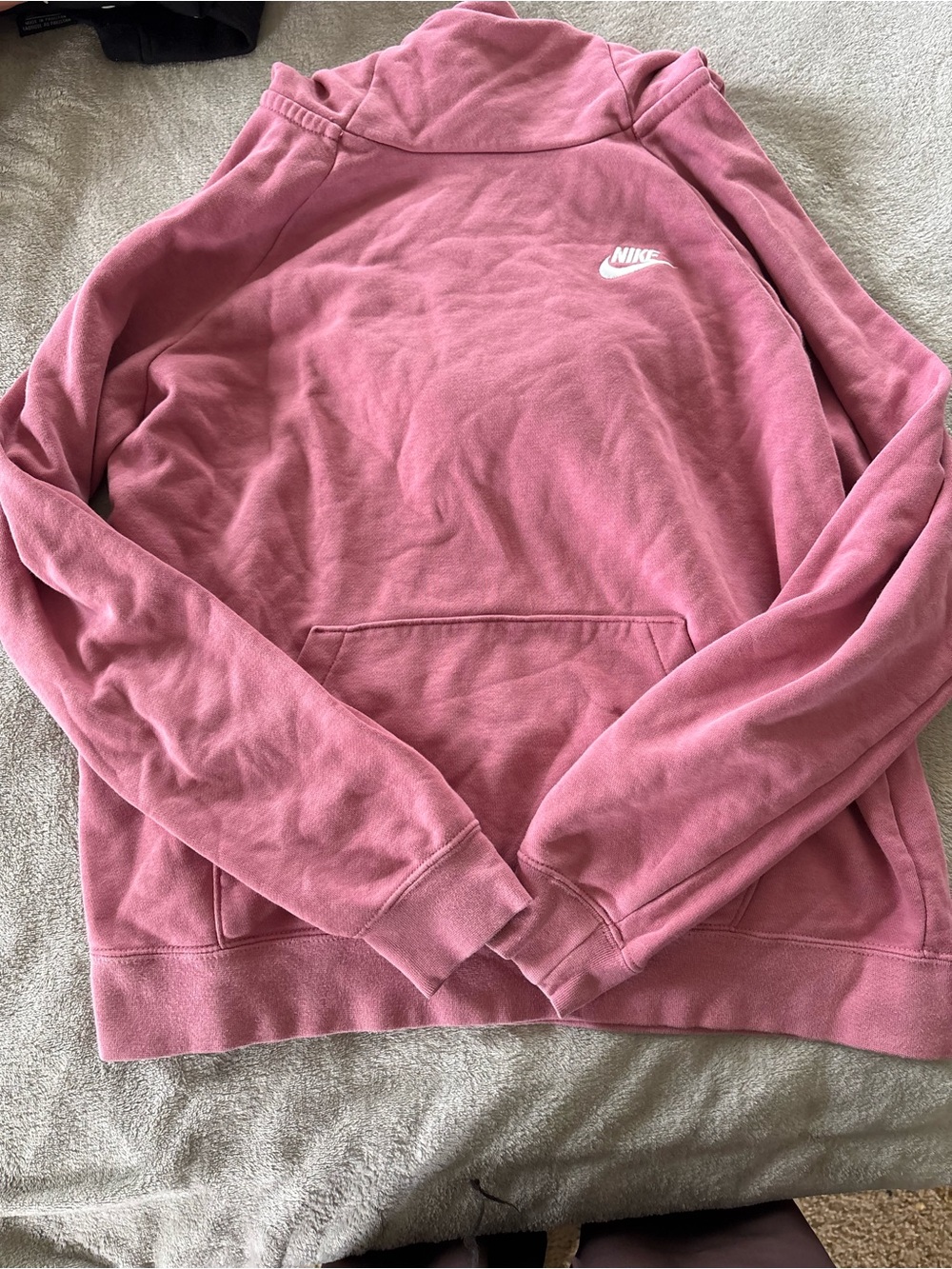 Nike Women's Rose Pink Crewneck Sweatshirt